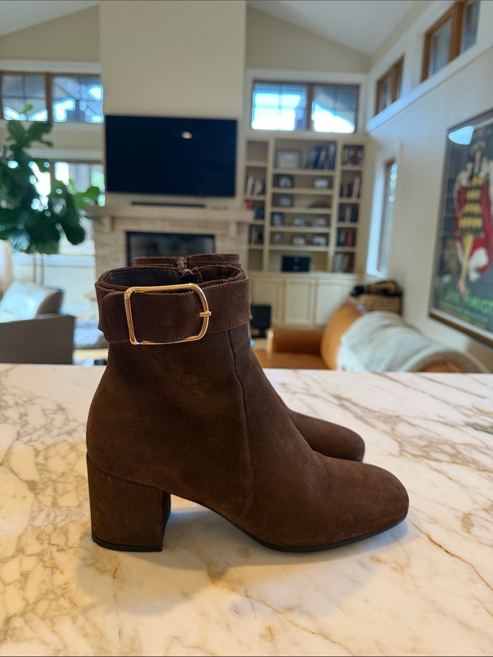 La Canadienne Women’s Brown Suede Water Repellent Ankle Boots with Buckle 8M
